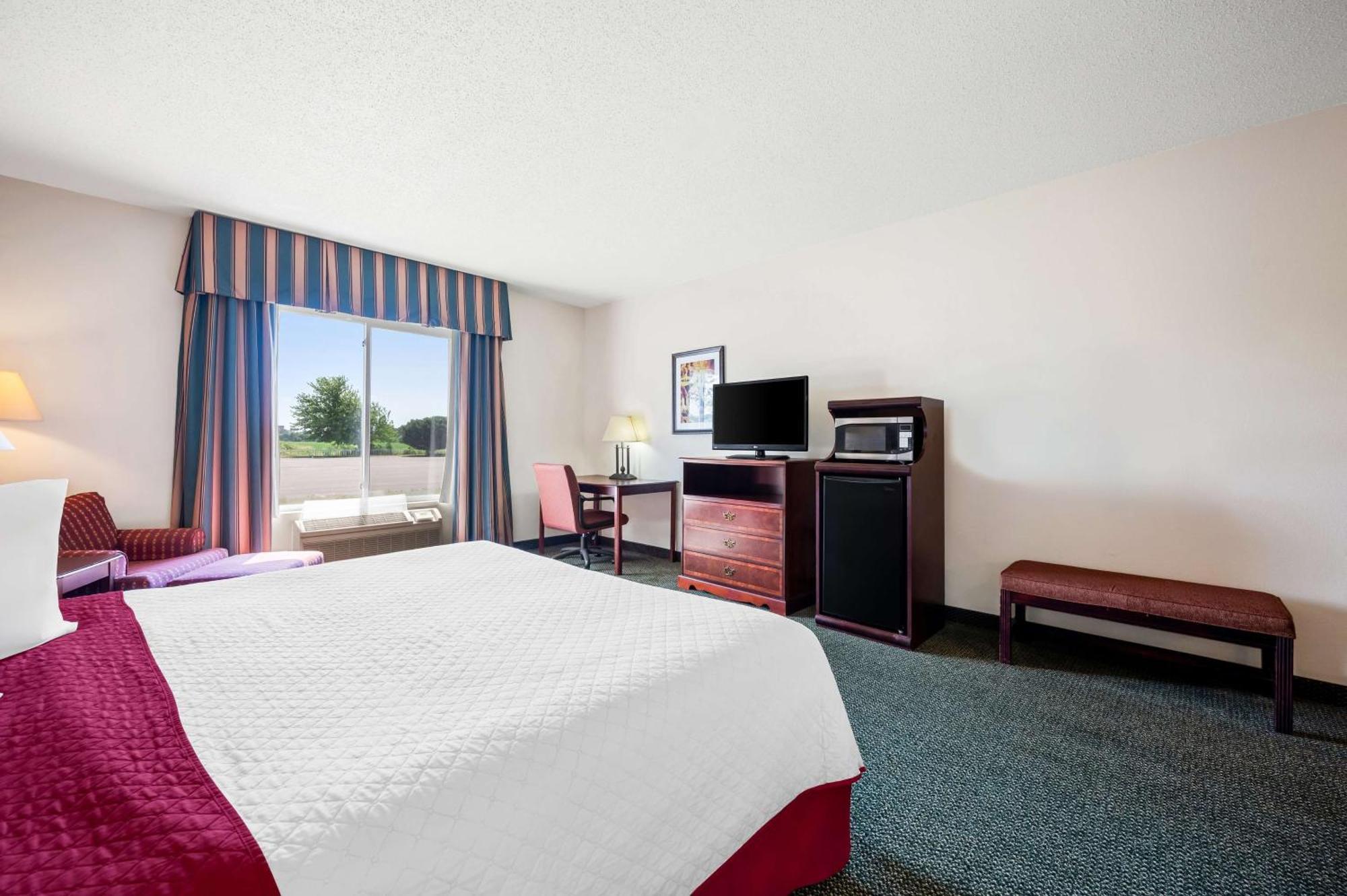 Best Western Annawan Inn Exterior photo