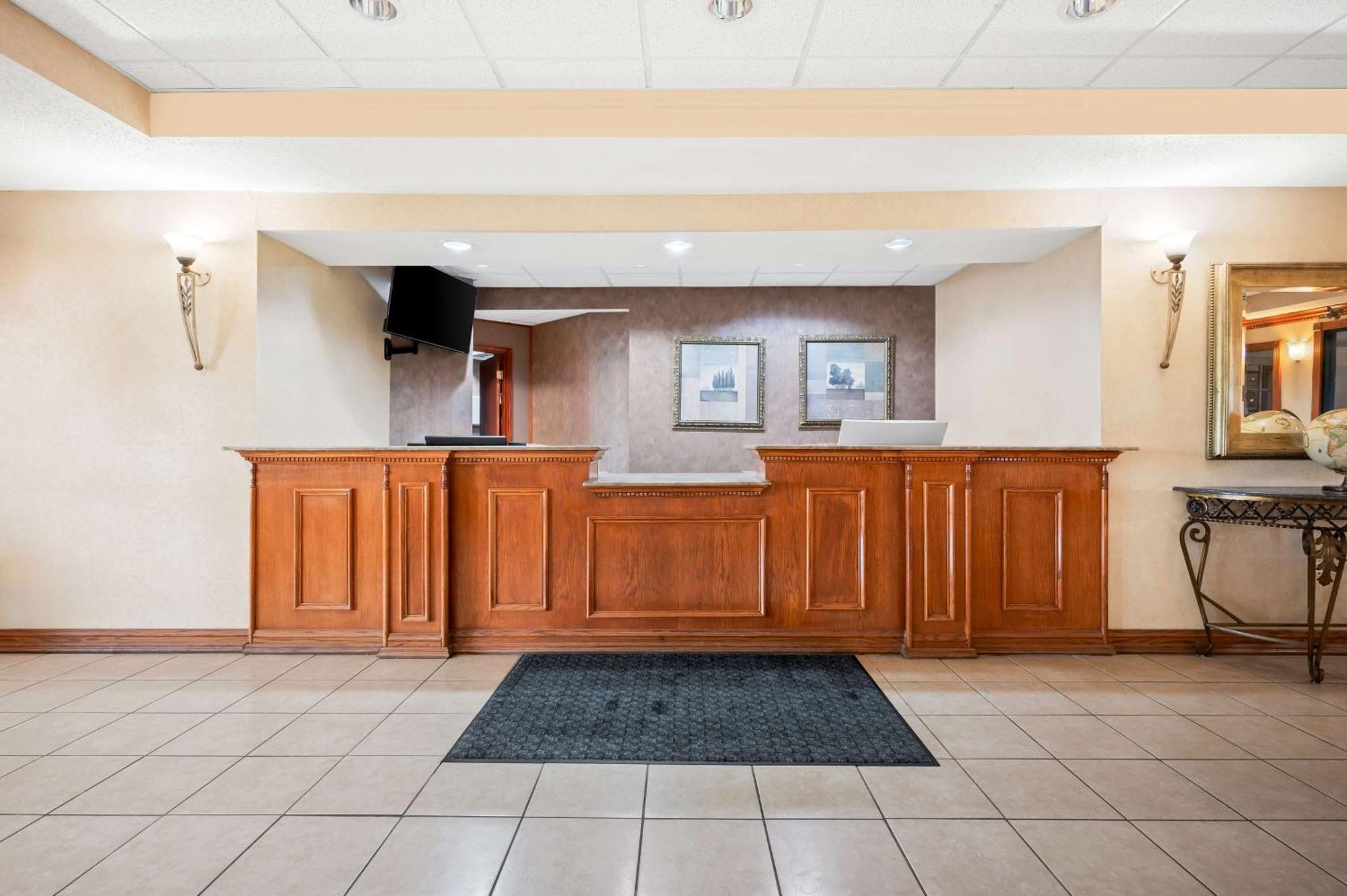 Best Western Annawan Inn Exterior photo